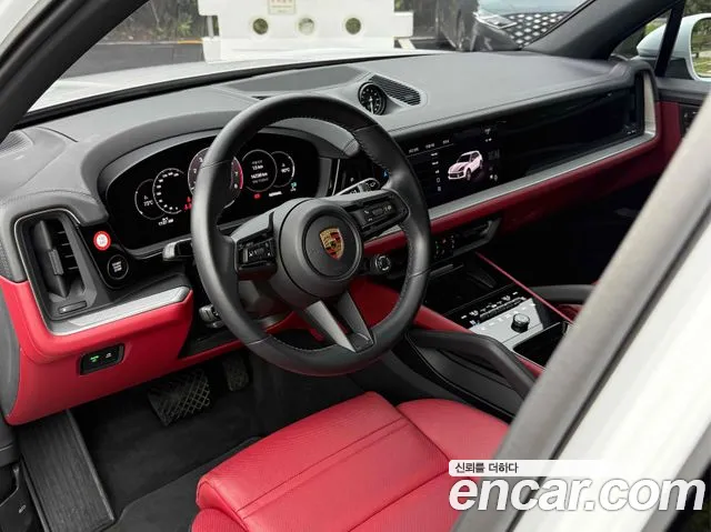 Porsche Cayenne 2024 thumb 2