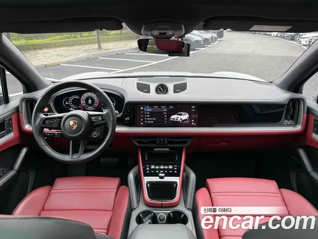 Porsche Cayenne 2024 thumb 10
