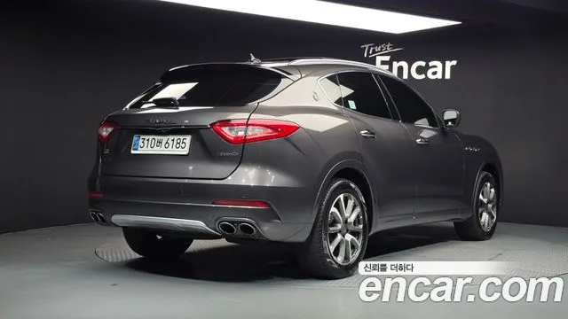 Maserati Levante 2018 thumb 7