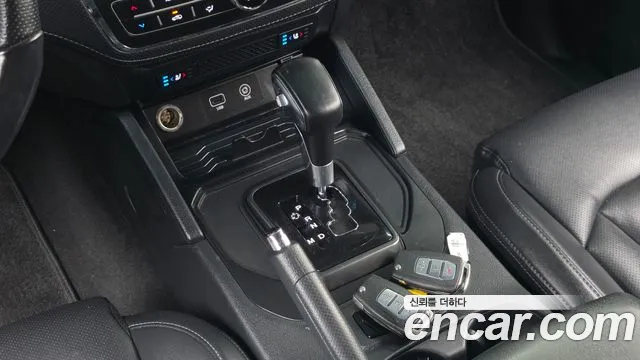 KG_Mobility_Ssangyong Rexton 2021 thumb 9