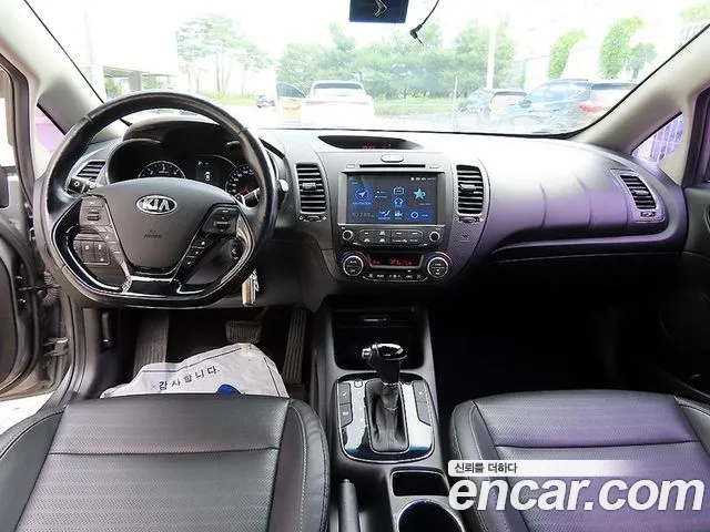 Kia K3 2016 thumb 9