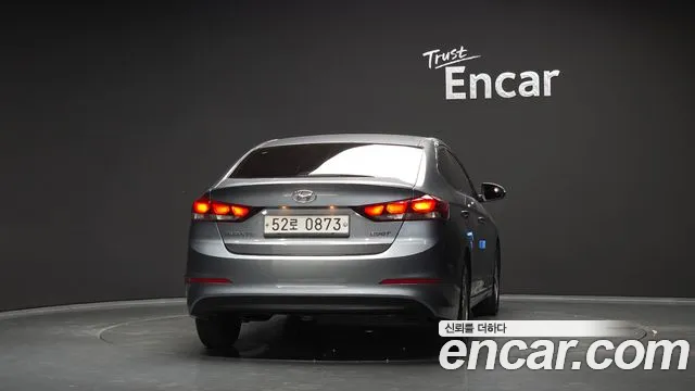 Hyundai Avante 2016 thumb 4