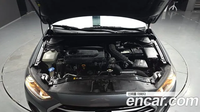 Hyundai Avante 2016 thumb 6