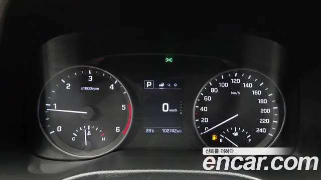 Hyundai Avante 2016 thumb 8