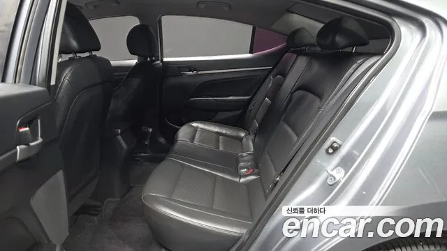 Hyundai Avante 2016 thumb 12