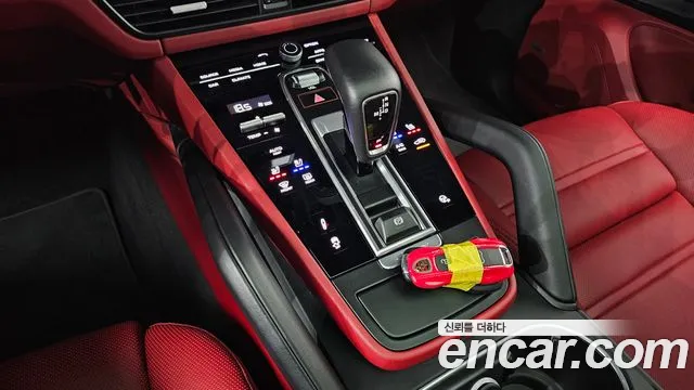 Porsche Cayenne 2021 thumb 9