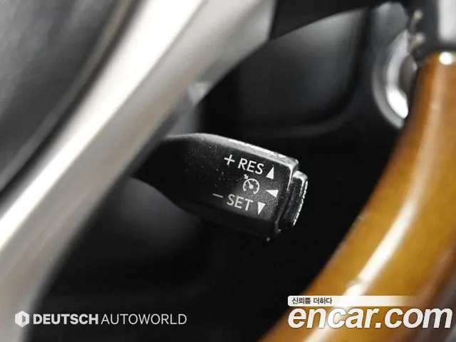 Lexus ES 2012 thumb 9