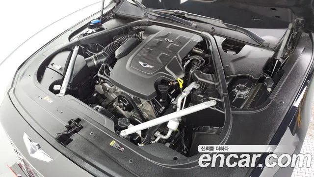Genesis G90 2019 thumb 3