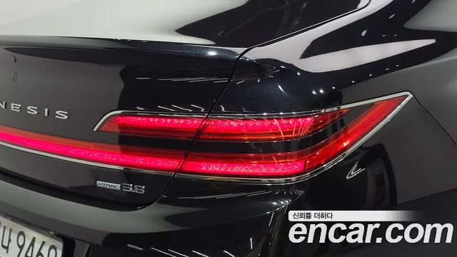 Genesis G90 2019 thumb 6