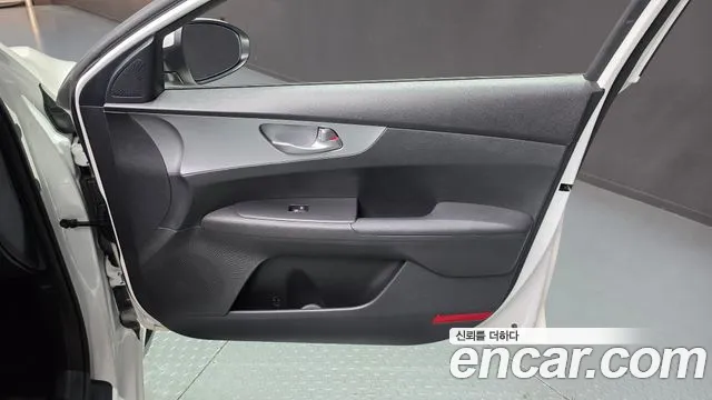 Kia K3 2022 thumb 9