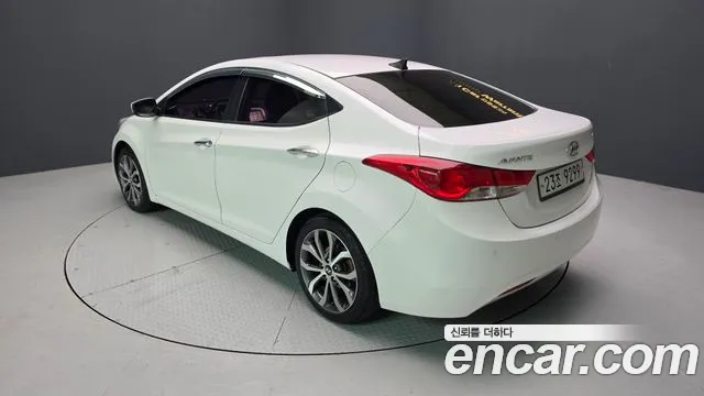 Hyundai Avante 2012 thumb 6