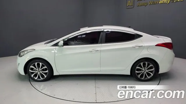 Hyundai Avante 2012 thumb 8