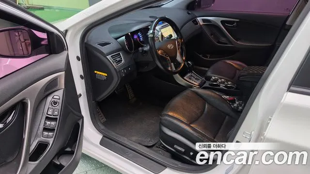 Hyundai Avante 2012 thumb 9