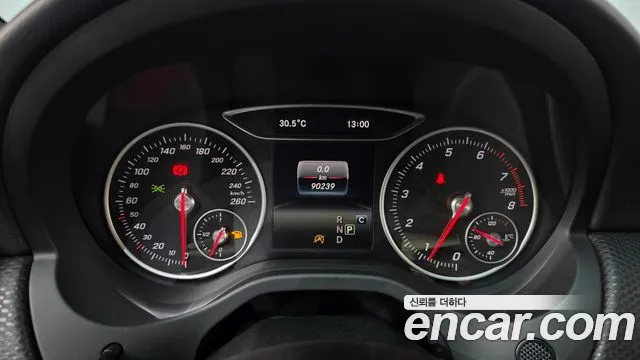 Mercedes-Benz A-Класс 2017 thumb 8