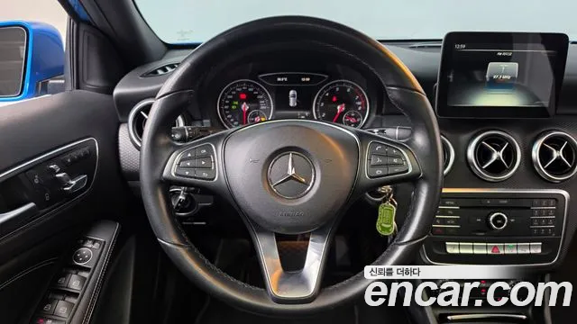 Mercedes-Benz A-Класс 2017 thumb 12