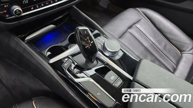 BMW 5 серии 2020 thumb 9