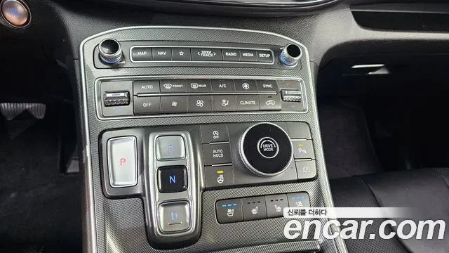 Hyundai Santa Fe 2022 thumb 7