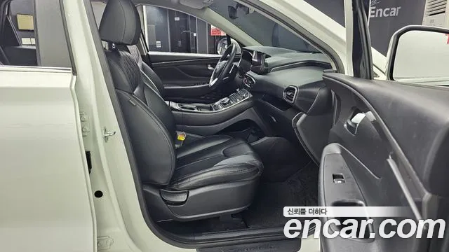 Hyundai Santa Fe 2022 thumb 4