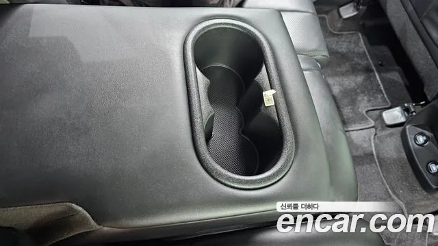 Hyundai Santa Fe 2022 thumb 2