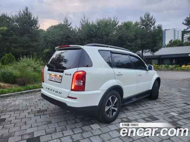 KG_Mobility_Ssangyong Rexton 2015 thumb 5