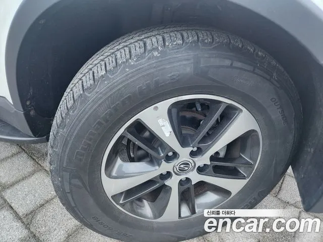 KG_Mobility_Ssangyong Rexton 2015 thumb 6