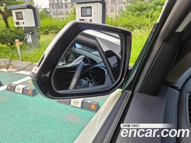 Kia Niro 2023 thumb 4