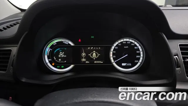 Kia Niro 2017 thumb 8