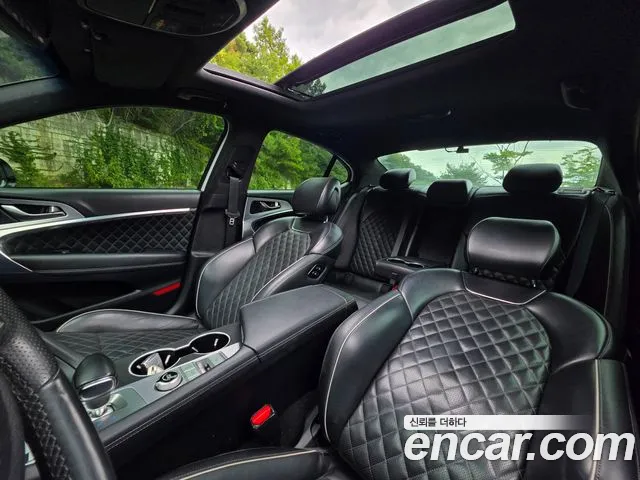 Genesis G70 2017 thumb 12