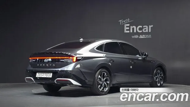 Hyundai Sonata 2025 thumb 2