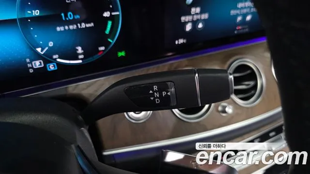 Mercedes-Benz E-Класс 2021 thumb 9