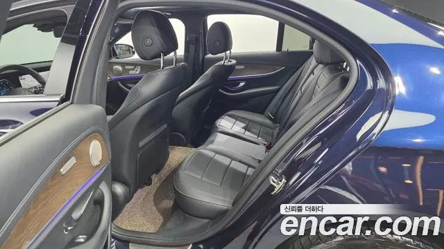 Mercedes-Benz E-Класс 2021 thumb 11