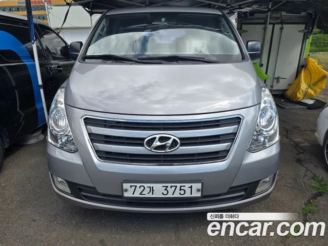 Hyundai Starex 2016 thumb 11