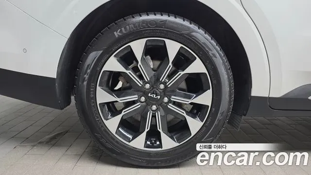 Kia Carnival 2022 thumb 5