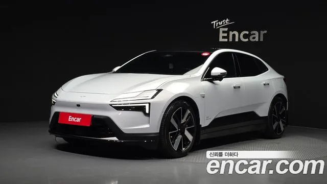 Polestar 4 2025 thumb 12