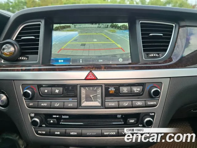 Hyundai Genesis 2015 thumb 2