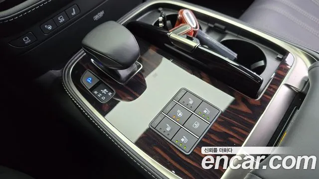 Lexus LS 2024 thumb 9