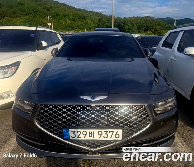 Genesis G90 2020 thumb 9