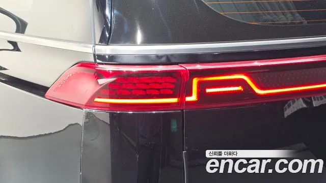 Kia Carnival 2022 thumb 6