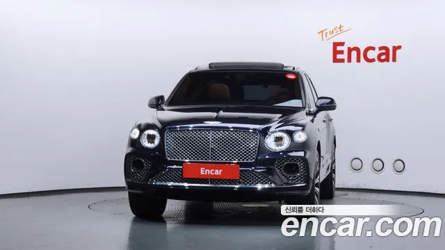 Bentley Bentayga 2022 thumb 3