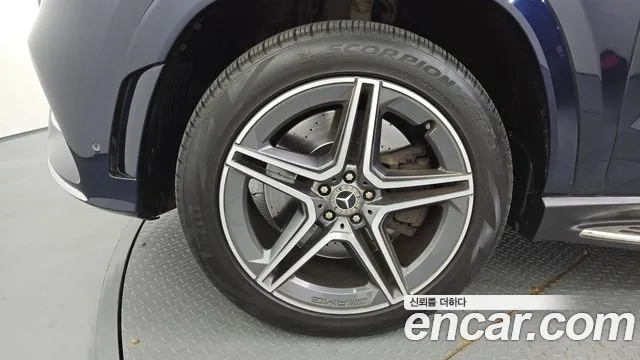 Mercedes-Benz GLS 2022 thumb 5