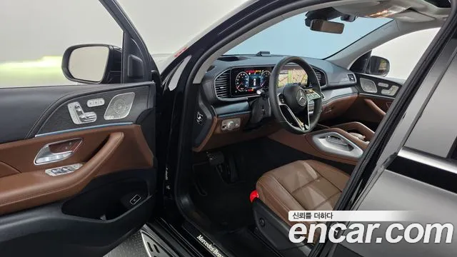 Mercedes-Benz GLE 2025 thumb 10