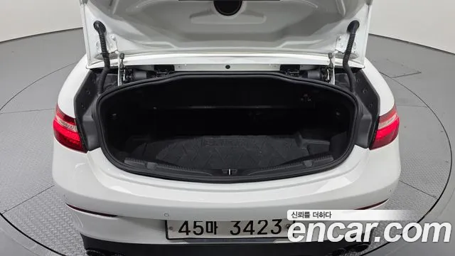Mercedes-Benz E-Класс 2018 thumb 11