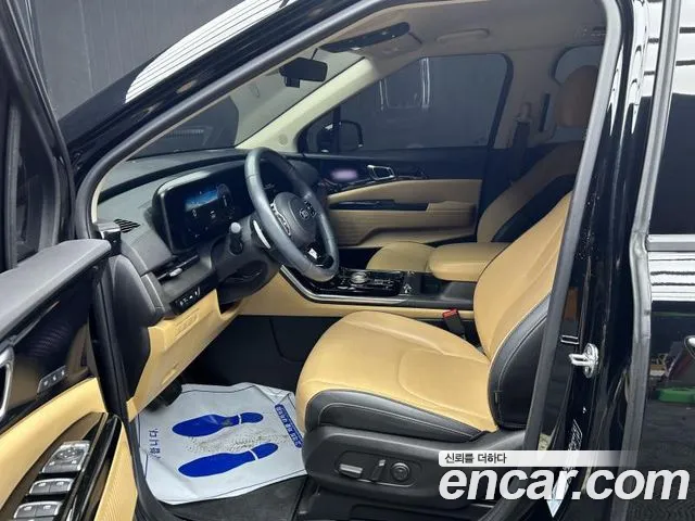 Kia Carnival 2021 thumb 7