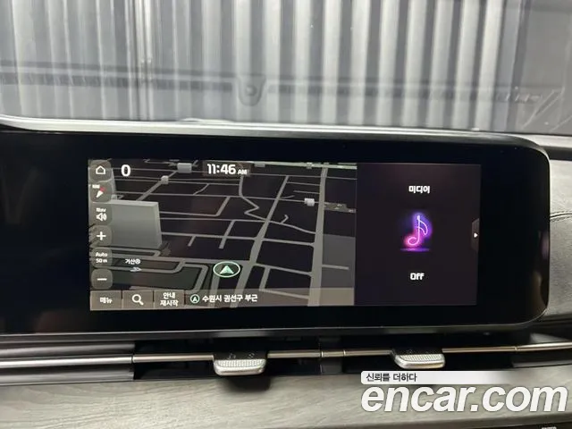 Kia Carnival 2021 thumb 12