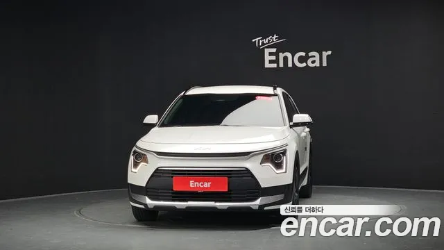 Kia Niro 2022 thumb 2