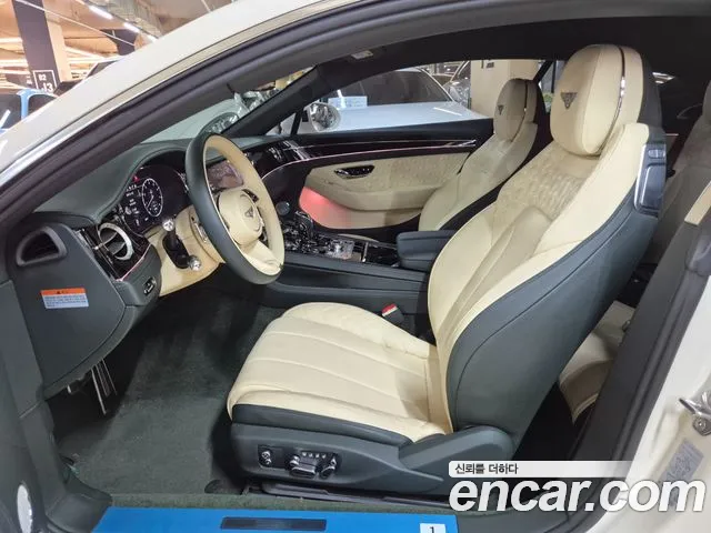 Bentley Continental 2022 thumb 7