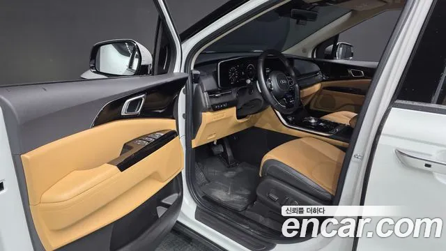 Kia Carnival 2021 thumb 10
