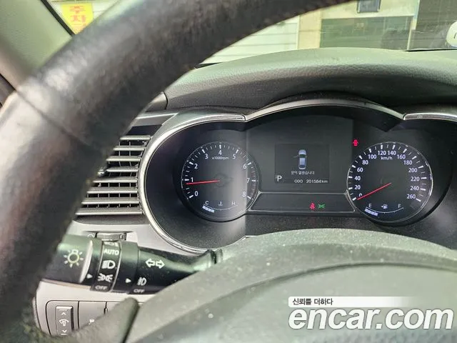 Kia K5 2010 thumb 2