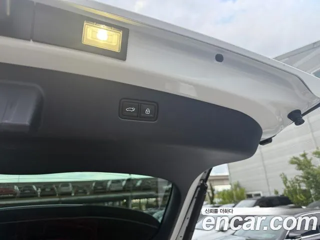 Genesis GV70 2021 thumb 4