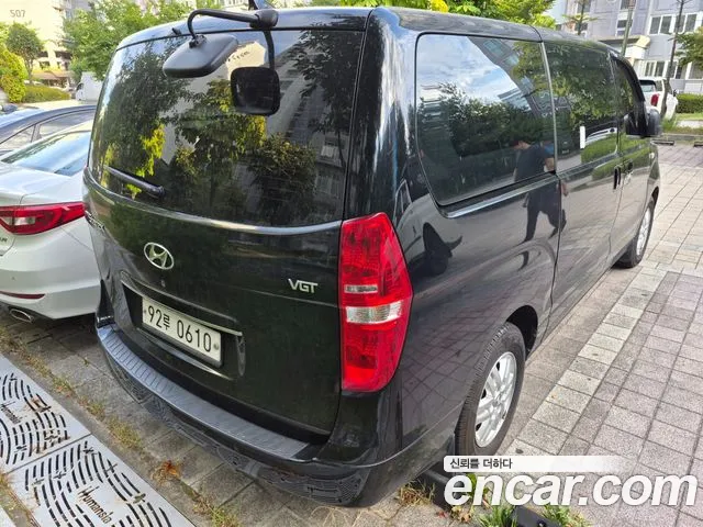 Hyundai Staria 2019 thumb 6